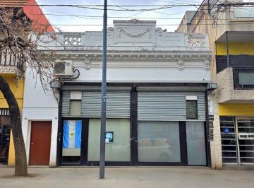 PH · 270m² · 12 Ambientes · Av Varela 832: Venta en Block 4 Ph´s + 2 Locales