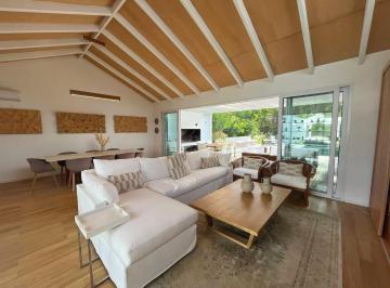 Casa · 1000m² · 4 Dormitorios · K32 Pinar