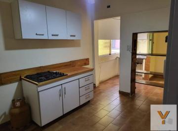 Departamento · 80m² · 3 Ambientes · Departamento en Venta - 2 Dorm. 1 Baño - 83 m - Villa Devoto