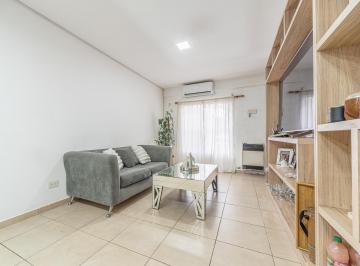 PH · 69m² · 3 Ambientes · 1 Cochera · Venta PH de 3 Ambientes con Cochera y Patio – Ingeniero Maschwitz