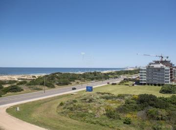 Foto1 · Penthouse Duplex en Venta de 4 Dorm. en Playa Brava, Punta del Este