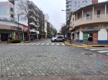 Terreno · 562m² · Lote en Esquina de 562 m² Frente a La Estación Victoria – Ideal Desarrollo