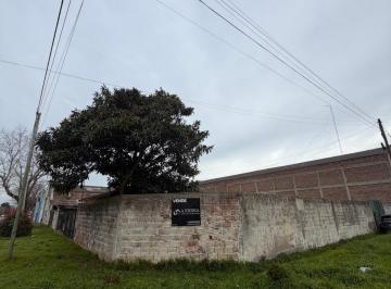 Terreno · 253m² · 3 Lotes Linderos Zona Industrial.