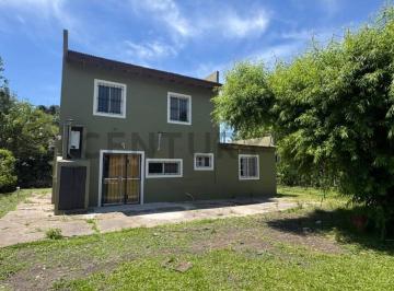 Quinta vacacional · 200m² · 2 Dormitorios · 1 Cochera · Venta Quinta en Barrio Abierto con Seguridad y Sin Expensas