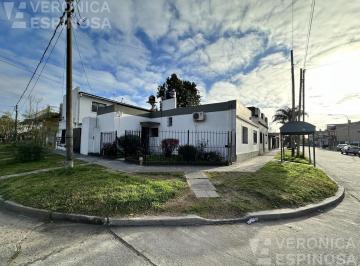 PH · 70m² · 3 Ambientes · PH de Tres Ambientes en Venta, Moron