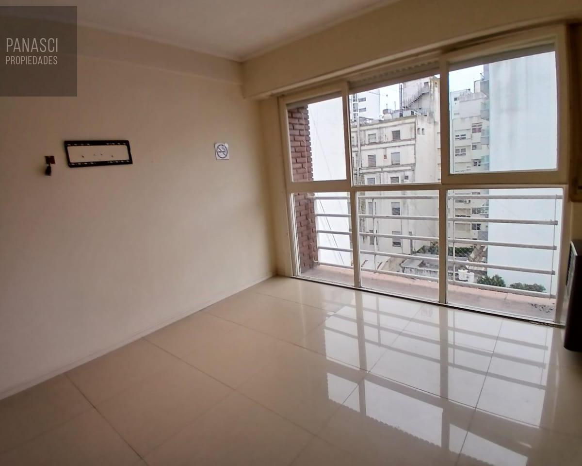Alquiler | Departamento 2 Ambientes al Frente – Plaza Mitre