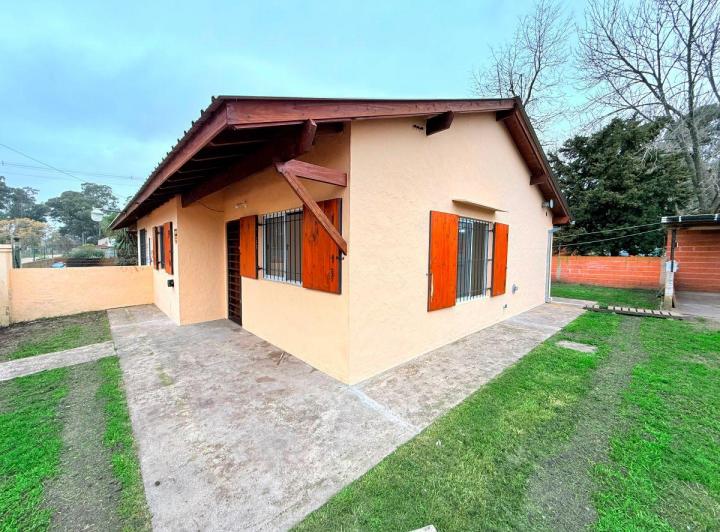 Casa · 80m² · 3 Ambientes · 1 Cochera