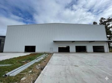 Bodega-Galpón · 4000m² · Alquiler de Nave Industrial de 4400 m² en El Pitc de Florencio Varela
