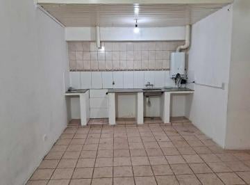 PH · 50m² · 2 Ambientes · PH 2 Ambientes con Patio y Sin Expensas en Alquiler en Lanús Oeste