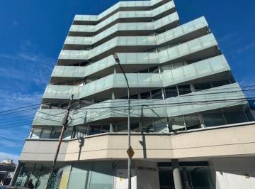 Oficina comercial de 1 ambiente, Chacarita · Venta - Oficina Sobre La Calle Bonpland con Sol y Vista Abierta a Pequeña Plaza. Cochera y Balcon.