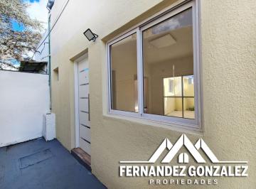 PH de 3 ambientes, Lomas de Zamora · Venta de Departamento en PH de 3 Ambientes en Banfield con Patio Refaccionado a Nuevo.
