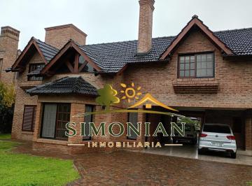 Casa de 1 ambiente, Moreno · Chalet en Alquiler - Excelente Estado