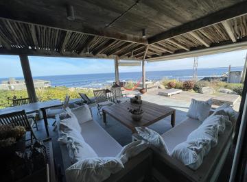 Casa · 260m² · 4 Dormitorios · Casa en Alquiler Jose Ignacio E - Sur