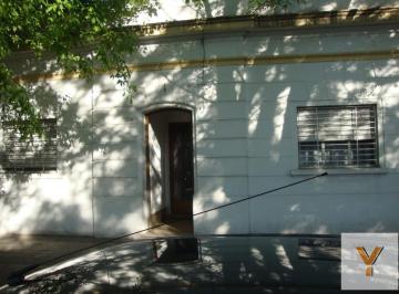 PH · 80m² · 3 Ambientes · PH en Venta - 2 Dorm. - 1 Baño - 120 m² - La Plata