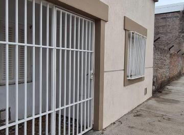 Local comercial de 3 ambientes, Cutral Có · Local Comercial con Deposito, Sala de Estar y Baño