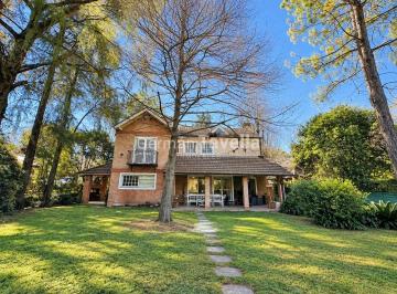 TAV-TAV-7290_2 · Venta Casa 5 Ambientes en Parque Leloir