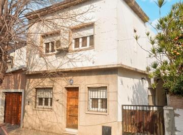 Casa de 6 ambientes, Vicente López · Olivos: Casa a Reciclar o Para Desarrollo a 5 Cuadras de La Av. Lote de 8,22x20,38. 190 m² Cubto