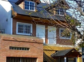 Departamento de 2 ambientes, Almirante Brown · Hermoso Duplex Recién Pintado Esquina Terrero y Alsina
