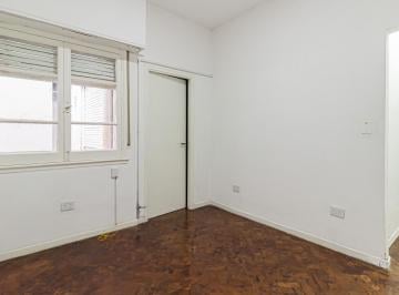 Departamento · 35m² · 2 Ambientes · 2 Amb Ampl Baño y Coc Reciclados 2° X Escalera Lum Bajas Exp