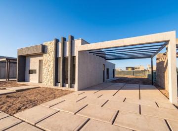 Casa de 3 ambientes, Mayor Drummond · Casa en Barrio Privado La Quebrada - Ruta 60, Luján de Cuyo - 150 m²