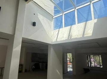 Casa · 330m² · 7 Ambientes · 1 Cochera · Venta - Casa - Villa Devoto