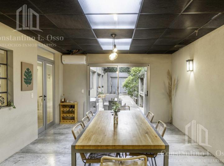 Terreno · 350m² · 5 Ambientes · 2 Cocheras