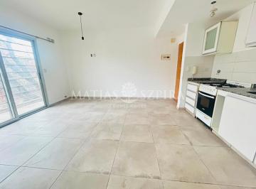 Departamento · 39m² · 2 Ambientes · 1 Cochera · Venta Departamento con Balcon y Cochera Merlo Centro