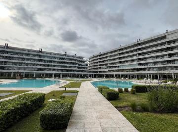 Departamento · 150m² · 4 Ambientes · 2 Cocheras · Bouquet 3 Dorm. 2 Cocheras en Alquiler!