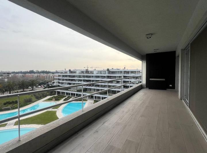 Departamento · 190m² · 4 Ambientes · 2 Cocheras