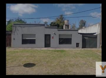 Casa · 110m² · 3 Ambientes · Casa - 2 Dorm. 1 Baño - Cochera - 286 m - La Plata