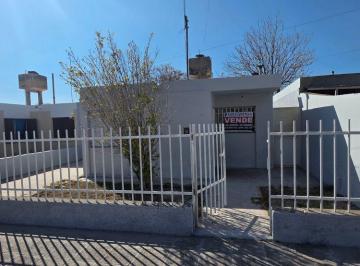 Casa de 7 ambientes, El Challao · Barrio Municipal