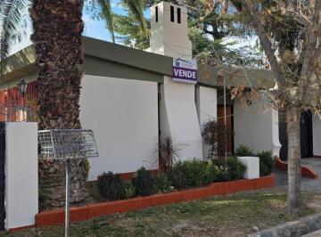 Casa de 10 ambientes, La Puntilla · Barrio El Huerto La Puntilla Lujan de Cuyo