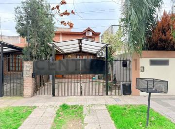 PH · 59m² · 3 Ambientes · 1 Cochera · Venta Duplex PH 3 Ambientes Castelar Cochera Patio