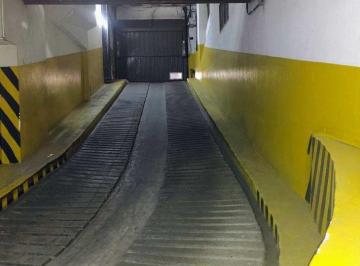 Garage · 10m² · Cochera Cubierta en Venta - Excelente Ubicación