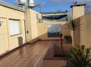 PH · 126m² · 7 Ambientes · Se Vende Excelente Planta Alta Dos Dorm.