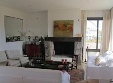 Casa · 300m² · 6 Ambientes · 2 Cocheras · Casa en Venta La Vacherie Maipú