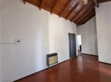 Departamento · 69m² · 3 Ambientes · 1 Cochera · Venta de Departamento de 2 Dorm.. Chimbas