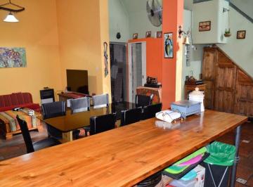 PH · 93m² · 3 Ambientes · Venta PH 3 Amb y Escrit. con Patio/ Sin Expensas!