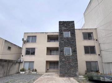 Departamento · 43m² · 2 Ambientes · 1 Cochera · Venta 2 Ambientes C/ Cochera Centro Moreno