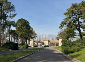 Terreno · 1505m² · Venta Lote 1505 M" Pinares Golf Country Club