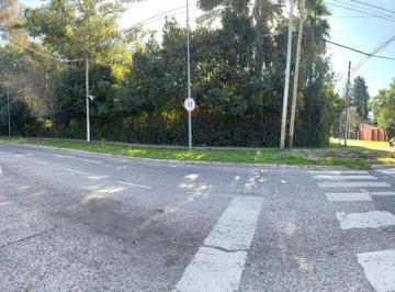 Quinta vacacional · 350m² · 3 Dormitorios · 2 Cocheras · Lote en Venta en San Miguel Excelente Ubicación