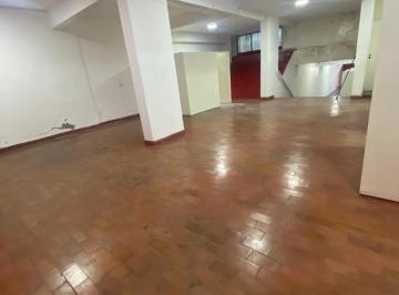 Local comercial · 126m² · Local en Alquiler en Boedo (Boedo Al 1000)