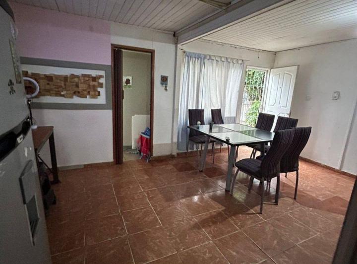 Casa · 155m² · 4 Ambientes · 2 Cocheras