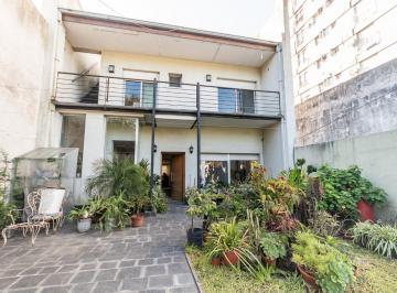 Casa · 239m² · 5 Ambientes · 3 Cocheras · Venta Casa 5 Amb C/coch, Refaccionado, Saavedra