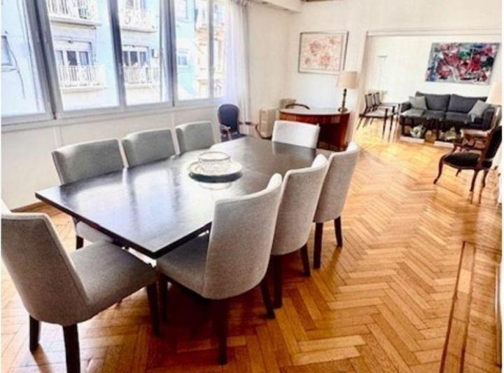 Departamento · 226m² · 4 Ambientes · 1 Cochera