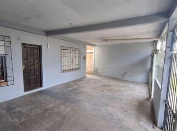 Casa · 160m² · 3 Ambientes · 2 Cocheras · Venta Terreno con 3 Departamentos, Ezpeleta