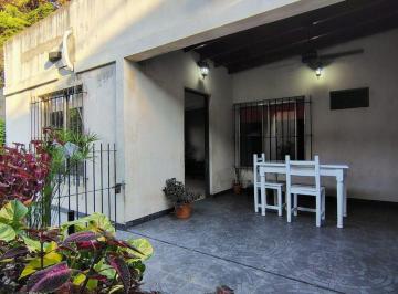 Casa · 90m² · 5 Ambientes · 2 Cocheras · Casa 5 Ambientes en Venta