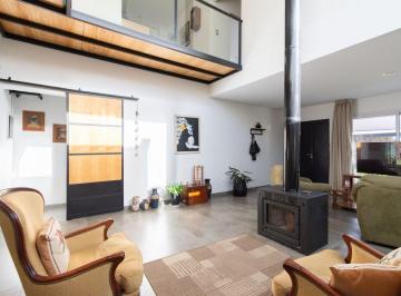 Casa · 171m² · 5 Ambientes · 1 Cochera · Casa en Venta Barrio Cerrado Parque Leloir
