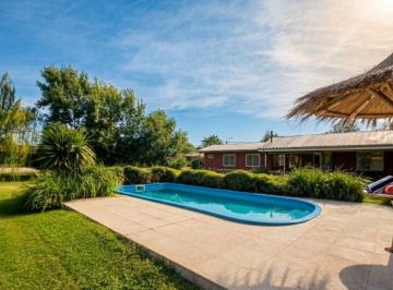 Casa · 150m² · 6 Ambientes · 2 Cocheras · Vende Casa Quinta B Cerrado Comarca del Sol 1500 m