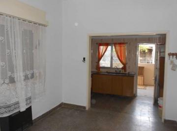 PH · 122m² · 3 Ambientes · 1 Cochera · Venta PH Multifamiliar con Garage Patio y Terraza
